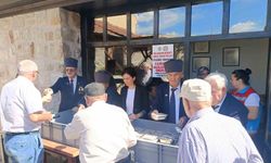 Edirne'de Gazilere Vefa Gösterildi, Vatandaşlara İkramda Bulunuldu
