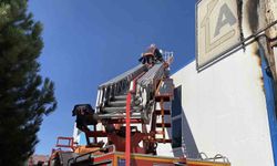 Elazığ'da konteyner üretim tesisinde yangın