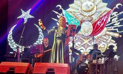 Elif Avcı, Bodrum'da Türk Halk Müziği Rüzgarı Estirdi