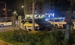 Erzurum'da Kavşakta Feci Kaza: İki Yaralı