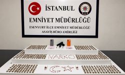 Esenyurt'ta Şüpheli Araçta Uyuşturucu ve Silah Ele Geçirildi: 2 Gözaltı
