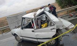 Eskişehir'de Tırın Arkadan Çarptığı Otomobilde 2 Kadın Hayatını Kaybetti