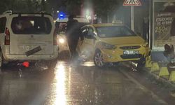 Eskişehir'de Yağışlı Hava Kazaya Yol Açtı: 3 Kişi Yaralandı