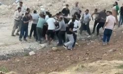 Gaziantep'te Meydan Kavgası: Araçla Kalabalığa Dalma Anları Şok Etti