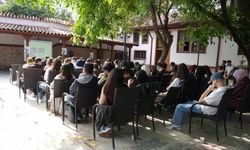Gazze'deki Öğrencilerin Zorluklarını Anlatan Filistinli Akademisyen