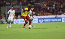 Göztepe, Çaykur Rizespor'u İlk Yarıda Geçti: 1-0
