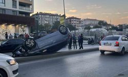 Güngören'de Otomobilin Takla Attığı Kaza Anı Güvenlik Kamerasında