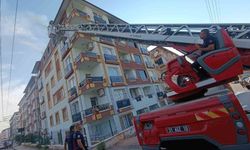 Hatay'da Priz Yangını: Suriye Uyruklu Aile Evinin İçinde Korku Dolu Anlar Yaşadı