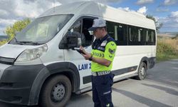 İlkokul Servislerine Jandarmadan Sıkı Denetim: Güvenli Eğitim İçin İlk Adım