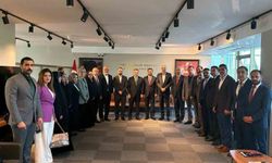 Irak'tan El Hikmet Hareketi Milletvekilleri, BBP Genel Başkanı Destici'yi Ziyaret Etti