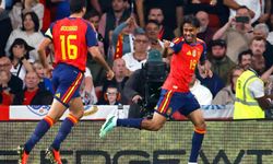 İspanya, İngiltere'ye Karşı Geri Dönüş Yaptı: Mücadele 3-2 Bitti