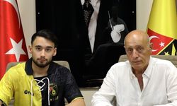 İstanbulspor, Ünal Emre Durmuşhan ile anlaştı