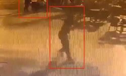 İzmir'deki Belediyeye Ait Kafeye Gece Silahlı Saldırı Gerçekleşti