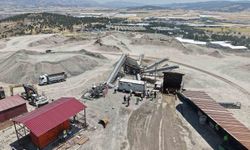 Kahramanmaraş'ta 200 Bin Metreküp Enkaz Yeniden Ekonomiye Kazandırıldı