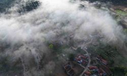 Kastamonu'da Sabah Sisinin Kapladığı İhsangazi İlçesi Havadan Görüntülendi