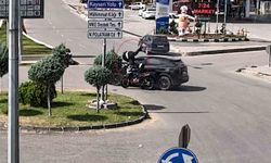 Kırıkkale'de otomobil ve motosiklet çarpıştı: Sürücü savruldu