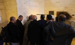 Kırşehir'de Kutsal Emanetler Sergisi Büyük İlgiyle Karşılandı