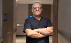 Kuşak Şeklinde Sırta Vuran Ağrılar Pankreatit Belirtisi Olabilir