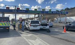 Kuzey Marmara Otoyolu'nda zincirleme kaza: 2 yaralı, 2 gişe kapalı