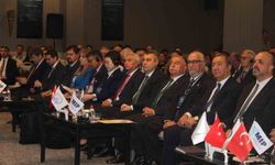 Mersin'de limanların geleceği masaya yatırıldı: Hukuk, teknoloji ve yeşil dönüşüm vurgusu