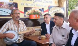 Mesut Özil, Sakarya'da Vatandaşlarla Buluştu