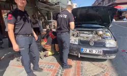 Otomobilin Kaputundan Yavru Kedi Miyavladı, İtfaiye Harekete Geçti