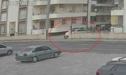 Oyun Oynarken Geri Giden Aracın Altında Kalan 4 Yaşındaki Çocuk Hayat Mücadelesi Veriyor