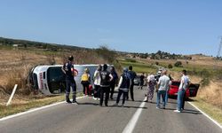 Pehlivanköy'de Ambulans ile İki Araç Çarpıştı: 5 Yaralı