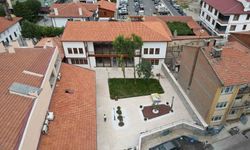 Restorasyonu Tamamlanan İkiz Konak Butik Otel Olarak Kapılarını Açtı
