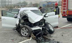 Samsun'da SUV araç direğe çarptı: 1 ölü, 3 yaralı