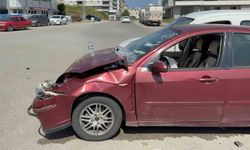 Samsun'da Trafik Kazası: Otomobil ve Hafif Ticari Araç Çarpıştı, 2 Yaralı