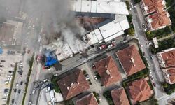 Serdivan'da Restoran Yangını: 15 Araç ve 27 Personelle Müdahale Edildi