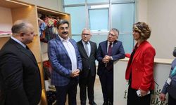 Sivas'ta 'İyilik Dükkanı' ile İhtiyaç Sahibi Hastalara Destek