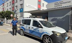 Tarsus'ta İlkokul Öğrencisinin Çantasında Tabanca Bulundu