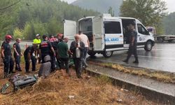 Tedavi Gördüğü Hastaneden Çıktı, Dönüş Yolunda Feci Kaza