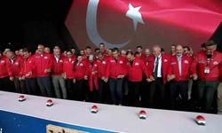 TEKNOFEST 2023'te Protokol Üyeleri Halay Çekti