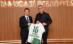 TFF Başkanı İbrahim Hacıosmanoğlu'ndan Osmangazi Belediye Başkanı Erkan Aydın'a Ziyaret