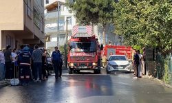 Tuzla'da İki Katlı Binanın Çatısında Korkutan Yangın