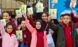Uşak Kitap Fuarı'nda Yazarlar ve Kitaplar Okurları Bekliyor