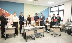 Yenişehir'den Üniversite Adaylarına 3 Bin Kitapla Destek