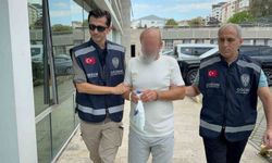 Yine göçmen kaçakçılığı yaparken yakalandı
