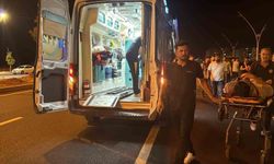 Yolda Seyreden Kamyonetten Düşen Genç Yaralandı