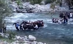 Yüksekova'da Sarp Arazide Acı Kaybın Ardından Cenaze Taşıma Mücadelesi
