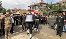 Yüksekova'da Şehit Sözleşmeli Er Ziya Koparan, Gözyaşlarıyla Uğurlandı