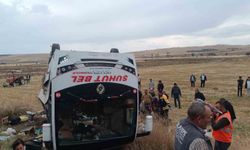 Afyonkarahisar'da Midibüs Devrildi: 25 Yaralı