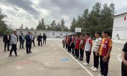 AK Parti Başkanı Hüseyin Şansi'nden Beyçayırı Okuluna Destek