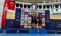 Akhisarlı Genç Bisikletçiler Konya'da Madalya Sevinci Yaşadı