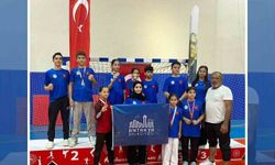 Antakya Belediyesi Karate Takımı 20 Madalya ile Göz Doldurdu