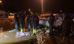 Antalya'da Şiddetli Yağışlar Sonucu Mahsur Kalan 22 Kişi Kurtarıldı