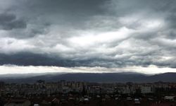 Aydın'da kuvvetli sağanak yağış için Meteoroloji uyarısı yapıldı
